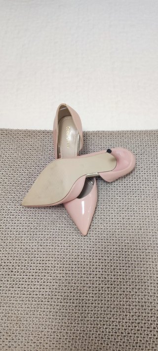 Zapatos de tacón rosa