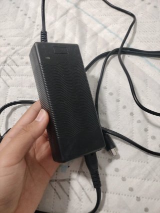 Cargador Xiaomi M365 y similares