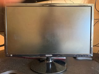 Monitor Samsung 24” Full HD