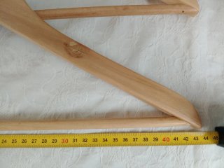 6 perchas de madera