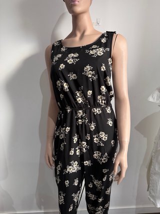 Mono negro estampado floral