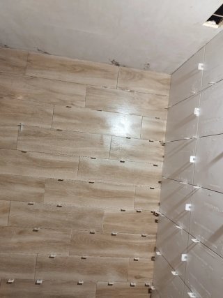 Solado y alicatado de albañilería