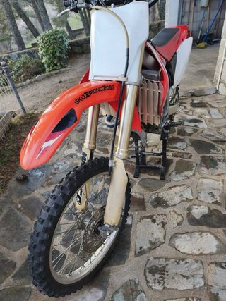 Honda CRF 450R Motocross Roja/Blanca