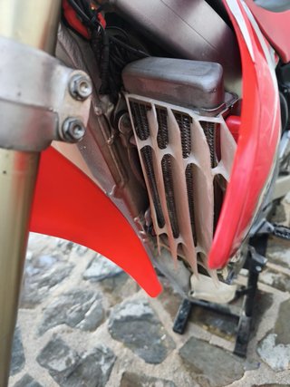 Honda CRF 450R Motocross Roja/Blanca