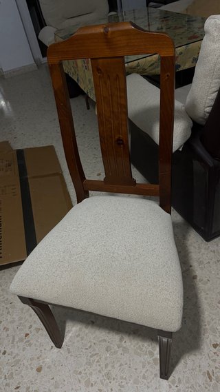 Mesa y 6 sillas comedor madera
