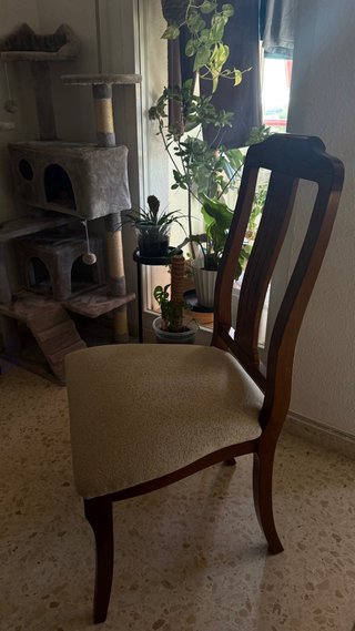 Mesa y 6 sillas comedor madera
