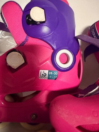 Patines infantiles rosas y morados talla28-30