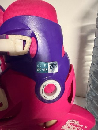 Patines infantiles rosas y morados talla28-30