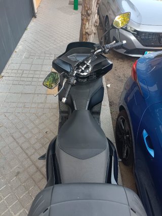 Honda PCX 125 Negra - Maxi Scooter Automática