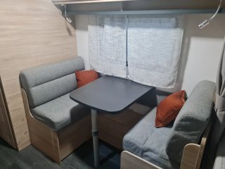 Caravana Sterckeman Easy Confort 470