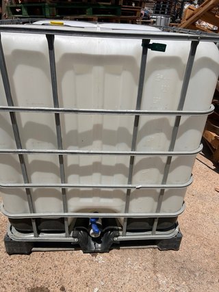 Depósito agua 1000L