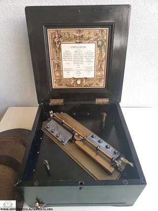 Symphonion antico XIX secolo
