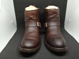 41. Sendra Botas. Carol. Pete. Sprinter 7004. 2976