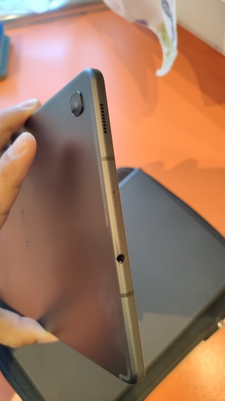 Samsung Galaxy Tab S6 Lite