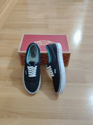 Vans Authentic Zapatillas Negras y Turquesa