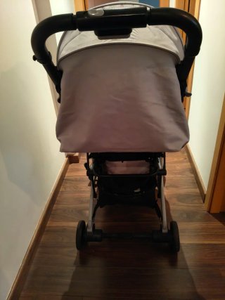 Carrito de bebé plegable