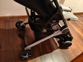 Carrito de bebé plegable