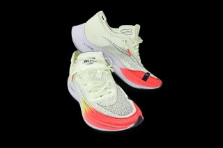 Nike ZoomX Vaporfly Next% 2 40.5 – muy Buen Est