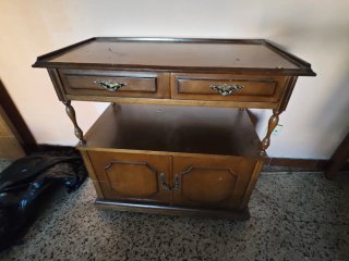 Mueble auxiliar de madera para salón