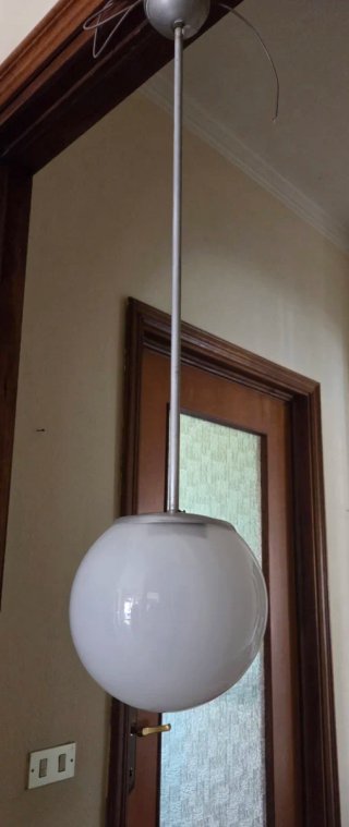 Lampadario a boccia anni 60 in vetro e metallo