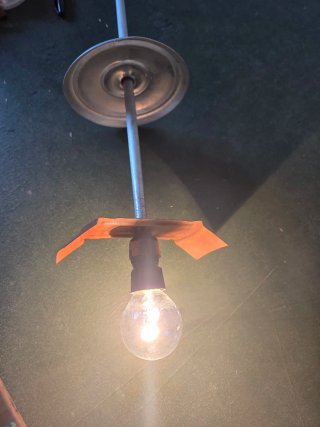 Lampadario a boccia anni 60 in vetro e metallo