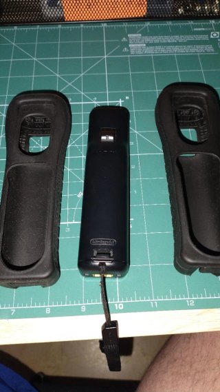 Mando Wii MotionPlus Inside Negro y dos fundas