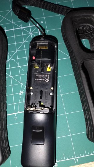 Mando Wii MotionPlus Inside Negro y dos fundas
