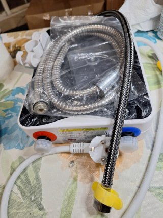 Calentador Eléctrico con Accesorios