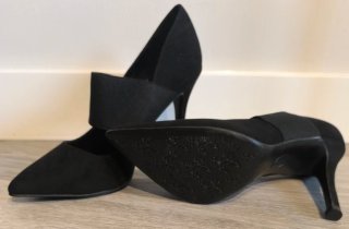 Lote de zapatos estiletto y botas