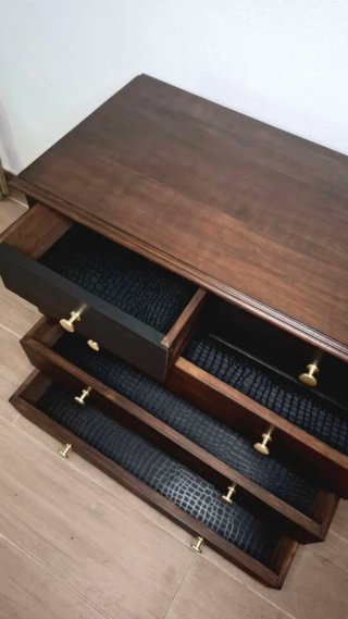 Cómoda madera maciza restaurada 5 cajones