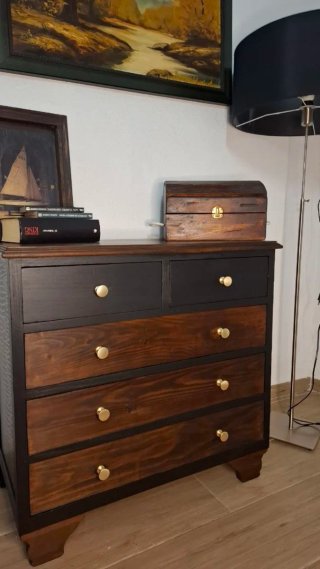 Cómoda madera maciza restaurada 5 cajones