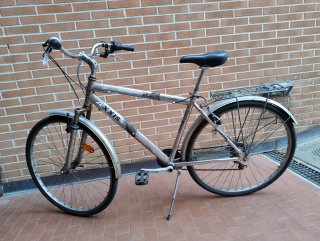 Bicicletta Trekking 28 AXXIS