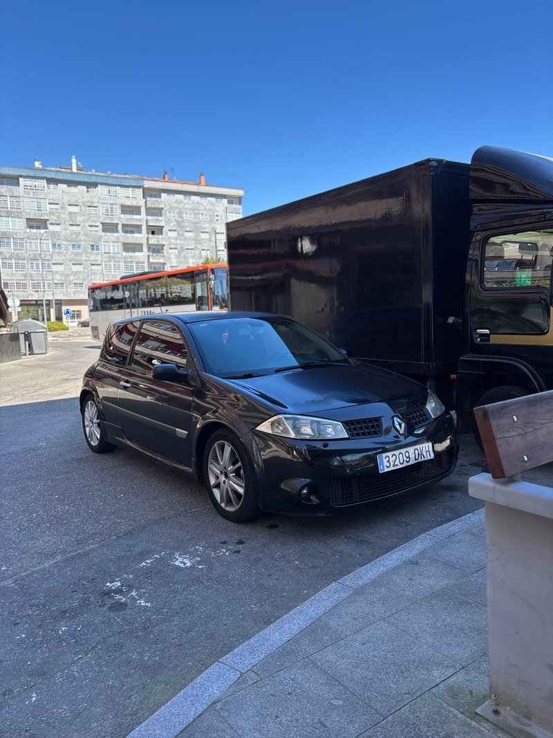 Renault Megane 2005 - foto 1