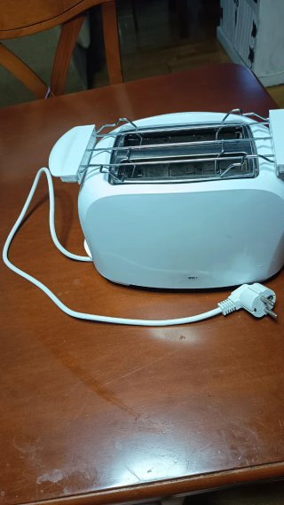 Tostadora blanca