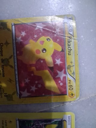 Carta Pokémon Pikachu Básico 2015