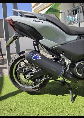 Tmax 560 Tech Max 2025 Gris