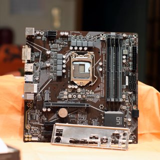 Placa Base Gigabyte B560M DS3H V2 LGA 1200