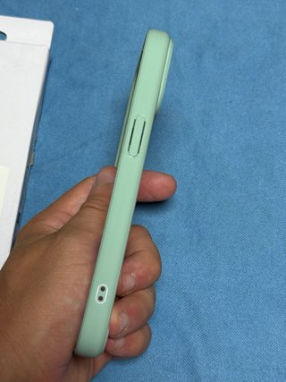 Spigen Funda Ultra Hybrid iPhone 15