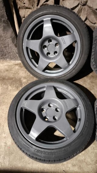 Llantas Compomotive 7x16 5x100 ET35
