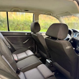 Volkswagen Golf 2003 130cv