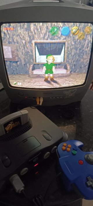 Nintendo 64 original Negra funcionando.