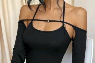 Vestido negro licra rallada