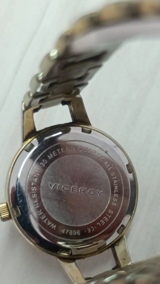 Reloj Viceroy Dorado Mujer