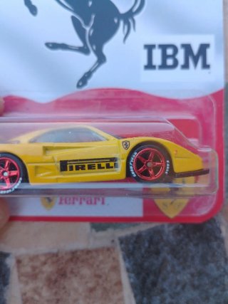 Hot Wheels Ferrari F40 Custom