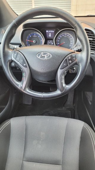 Hyundai i30 2016