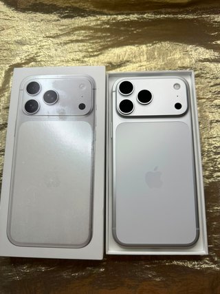 iPhone 17 Pro Max Silver