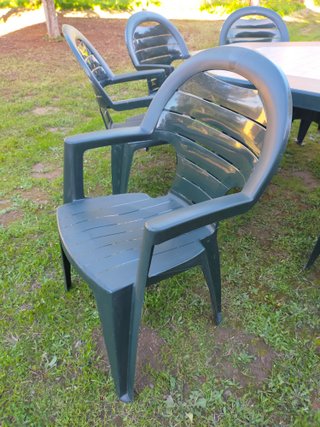 Mesa Octogonal y 8 Sillas Jardín Plástico
