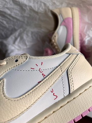 Jordan 1 Retro Low OG SP Travis Scott Shy Pink Tal