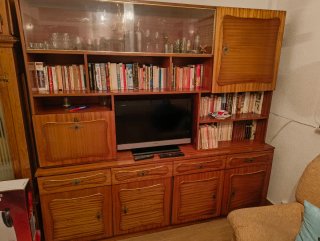 Se REGALA Mueble de salón madera y cristal