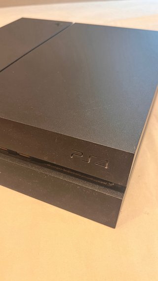 PS4 500GB + Mando Dualshock 4 + Juego